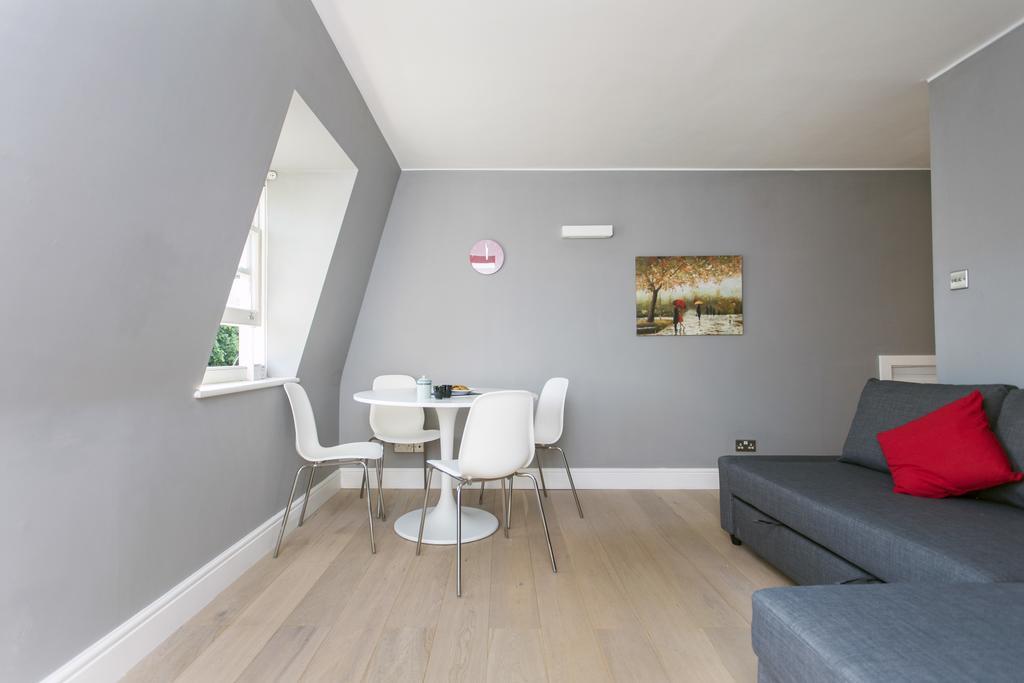 Italianflat - Elsham Appartement Londen Buitenkant foto