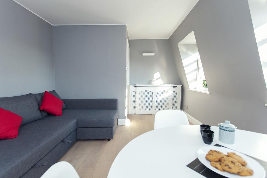 Italianflat - Elsham Appartement Londen Buitenkant foto