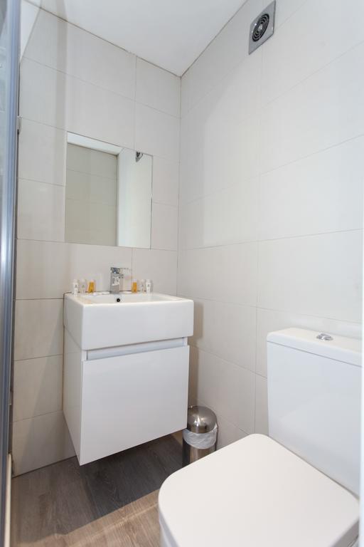 Italianflat - Elsham Appartement Londen Buitenkant foto